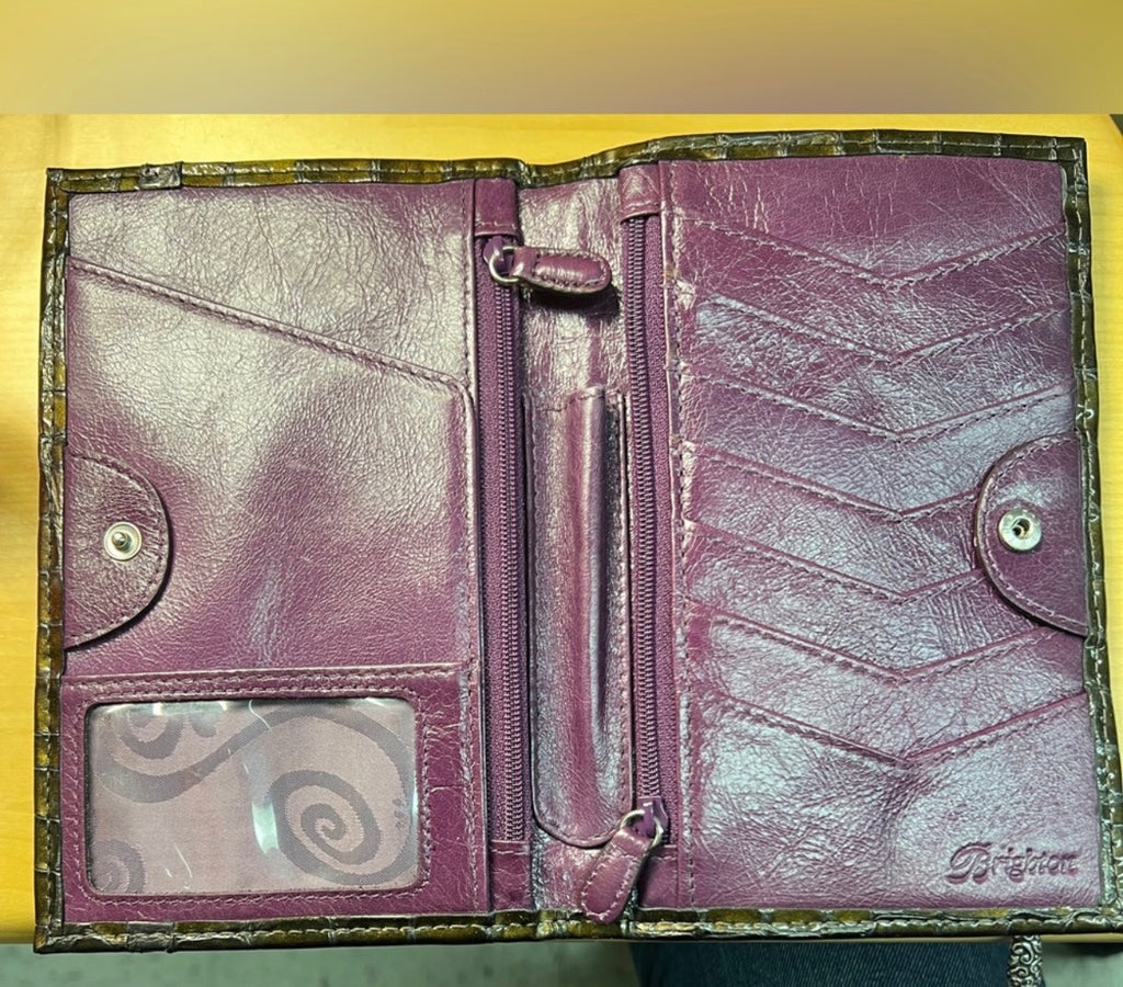 💜 Brighton Metallic Olive/Bronze Croc Organizer Wallet