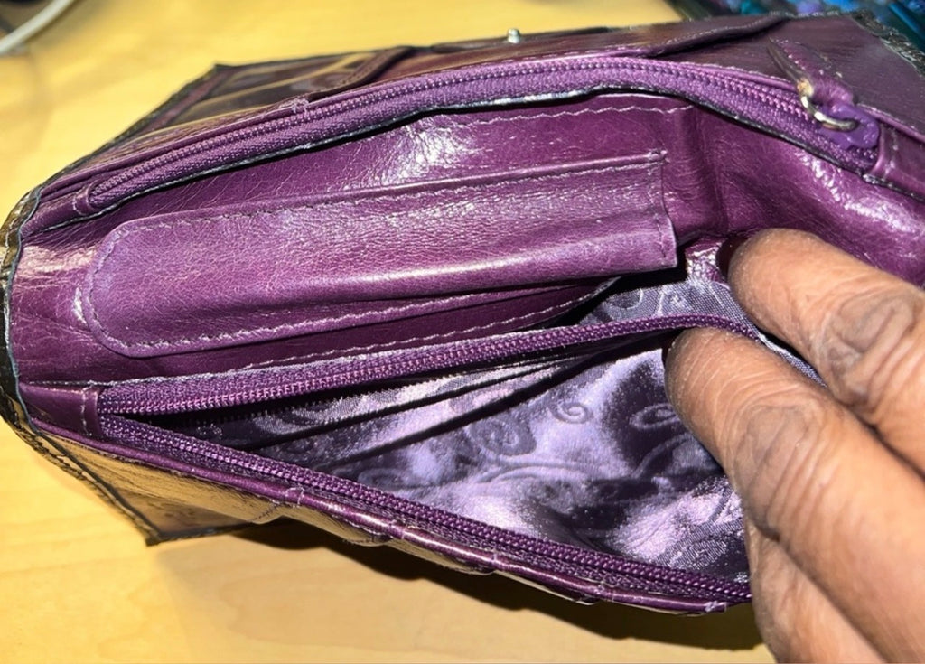 💜 Brighton Metallic Olive/Bronze Croc Organizer Wallet